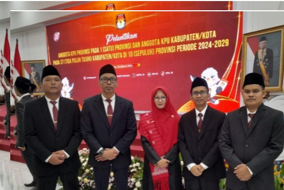 Lima Komisioner KPU Bengkalis Periode 2024 2029 Dilantik Ketua KPU RI