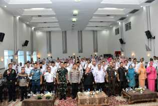 Bupati Kasmarni Bersama Forkopimda Dengarkan Pidato Kenegaraan Presiden RI