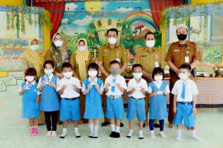 Kepala Sekolah Ucapkan Terima Kasih Kepada Bupati Kasmarni