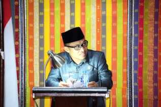 Hadiri Rapat Paripurna, Bupati Bengkalis Sampaikan Tiga Ranperda