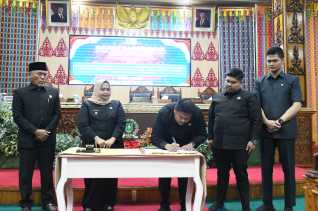 Perda Pertanggungjawaban APBD 2025 Disahkan, Bupati Kasmarni Apresiasi DPRD Bengkalis