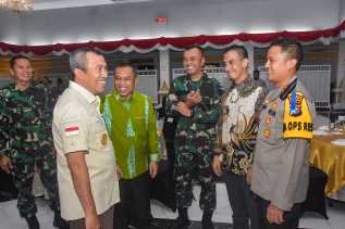 Riau Antisipasi Karhutla, Wabup Ikuti Rakor Pencegahan dan Penanggulangan Bersama Gubernur 