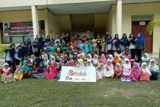 FAN GIR Gelar Sekolah Bermain Anak