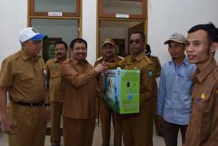 Sebanyak 246 KK di 3 Desa di Talang Muandau Terima PLTS dari Kementerian ESDM