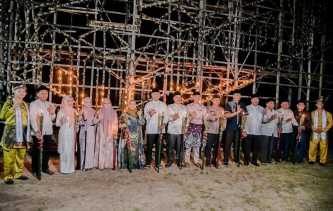 Lestarikan Warisan Budaya Tak Benda, Bupati Bengkalis Buka Festival Lampu Colok 2026