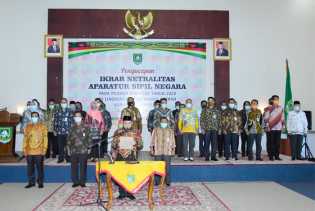 Pengucapan Ikrar Netralitas ASN Plh Bupati Harapkan Tegakkan Prinsip Netralitas