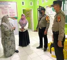 Bupati Kasmarni Tinjau UPT Puskesmas Desa Muara Basung