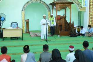 Masjid Agung Istiqomah Bengkalis Salurkan Santunan 350 Anak Yatim
