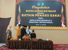 Ahmad Bin Majid Jadi Bathin Panaso Sakai, Bupati Bengkalis: Pelestarian Adat Harus Dijaga Agar Tidak Terkikis Perkembangan Zaman