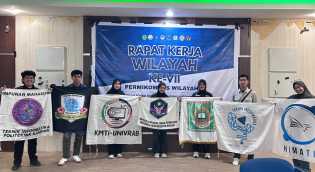BHimpunan Mahasiswa Teknik Informatika Polbeng Mengikuti Rakerwil Permikomnas