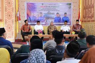 Bupati Kasmarni Safari Ramadhan di Kecamatan Bantan Sekaligus Salurkan Bantuan kepada Masyarakat