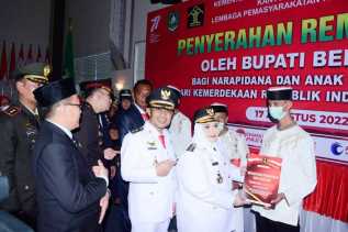 Bupati Kasmarni Serahkan Remisi Kepada 858 Orang Narapidana Secara Simbolis