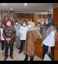  Pj. Bupati Tinjau Rumah Adat Anjungan Riau