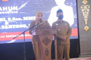 Sejumlah Prestasi Diraih Selama Satu Tahun Kepimpinan Kasmarni - Bagus Santoso
