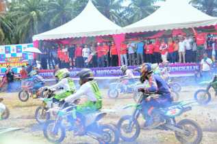 Dishub Bengkalis Gelar Kejuaraan Grasstrack dan Motocross Piala Bupati Cup I