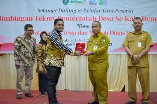 Bupati Kasmarni Sambut Baik dan Dukung LSII Gelar Bimtek Pengelolaan Arsip Desa/Kelurahan 
