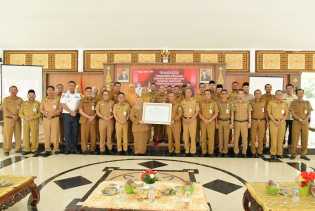 SAKIP di Evaluasi, Bupati Kasmarni Akan Terapkan Reward dan Punishment