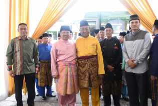Lebaran Kedua, Bupati Amril Silaturahmi ke Kediaman Pejabat Tinggi di Riau