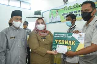 Bupati Kasmarni Optimis Pelatihan Usaha Bagi Mustahik akan Dongkrak Ekonomi Masyarakat 