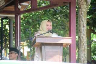 Kehadiran Bupati Kasmarni, Disambut Hangat Para Guru MDTA Kecamatan Mandau dan Bathin Solapan