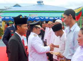 Bupati Bengkalis Serahkan Remisi