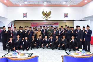Bupati Amril Ajak Komisioner Bawaslu dan Panwascam Tingkatkan Profesionalitas Dalam Bekerja