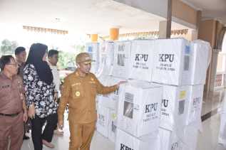 Pastikan Kotak Surat Suara Aman, Bagus Santoso Tinjau Persiapan Distribusi Logistik Pemilu