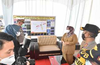 Upayakan Pencegahan Penyebaran Covid, Bupati Kasmarni Tinjau Tiga Posko Lebaran 2021