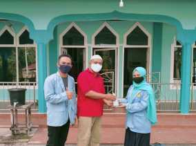 Mahasiswa UNRI Manfaatkan Kegiatan KKN Buat Hand Sanitizer