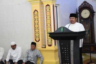 Bupati Amril Ajak Umat Islam Bayar Zakat Melalui Baznas