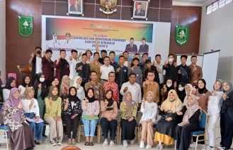 Kadis DPPKB Tutup Pelatihan Konseling dan Komunikasi Persuasif Berbasis Neuro Linguistic 
