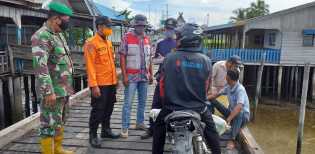 Petugas Posko Siaga Cegah Covid-19, Berikut Poto-Potonya