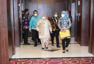 Bupati Bengkalis Ikuti Rapat Umum Pemegang Saham Tahun 2021