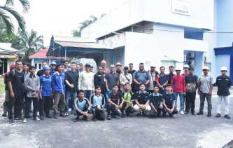 Jaga Estetika Kota, Diskominfotik Bengkalis bersama ISP Lakukan Penataan dan Perapian Kabel FO Internet