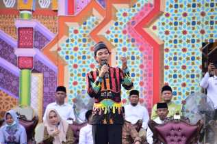 Masyarakat Mandau Hadiri Tabligh Akbar Ustadz Abdul Somad