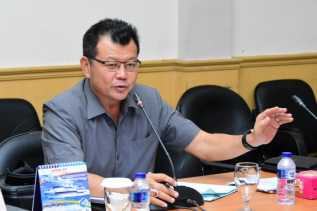 Dengar Pendapat dengan Komisi II DPRD Bengkalis, Kadis Kominfotik Bawa Seluruh Pejabat