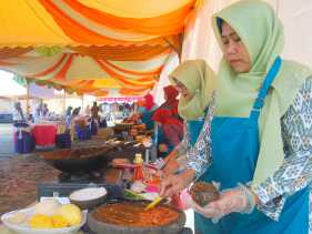 7 Tim Penggerak PKK Kecamatan Ikuti Lomba Masak Menu Serba Ikan