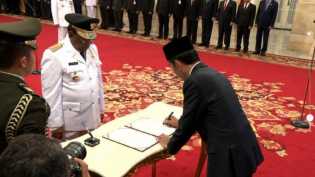 H Wan Thamrin Hasyim Dilantik Jadi Gubri, Bupati Amril Mukminin Ucapkan Tahniah