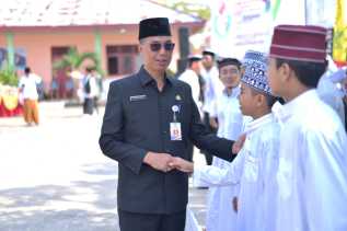 Pimpin Upacara HSN 2023, Bupati Ungkap Peran Santri bagi Bangsa