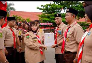 Bupati Kasmarni Bangga, 21 Tokoh Pramuka Bengkalis Raih Lencana Pancawarsa