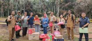 Ringankan Beban Korban Bencana Kebakaran, Dinas Sosial Serahkan Bantuan 