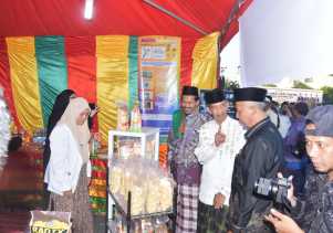 Buka Expo Santri Se-Riau, Pjs Bupati Bengkalis Bangga dan Apresiasi Dengan Produk dan Kreatifitas Santri