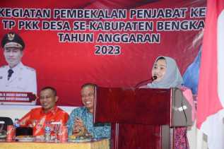 Bupati Kasmarni Sambut Baik dan Apresiasi Pembekalan Penjabat Ketua Tim Penggerak PKK Desa