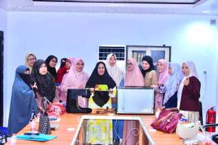 DWP Diskominfotik Gelar Kelas Kuliner Marmer Cake