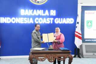 Bupati Kasmarni dan Kepala Bakamla RI Sepakat Jalin Kerjasama Tingkatkan Pengamanan Laut
