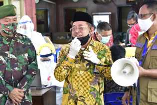 Bustami Tinjau Komp. Pasar Mandau, Protokol Kesehatan Peran Utama Di Era New Normal