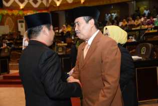 Bupati Bengkalis Amril Mukminin Hadiri Rapat Paripurna DPRD Provinsi Riau