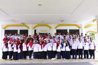 Emban Tugas Sosial Kemasyarakatan, Bupati Kasmarni Minta PMI Bentuk Desa Donor Darah