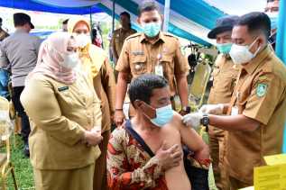 Kasmarni: Jangan Takut Divaksinasi