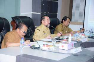 Sekda Bustami HY Pimpin Rapat Evaluasi, Tentang Laporan Realisasi Fisik dan Keuangan Belanja Daerah Per 31 Agustus